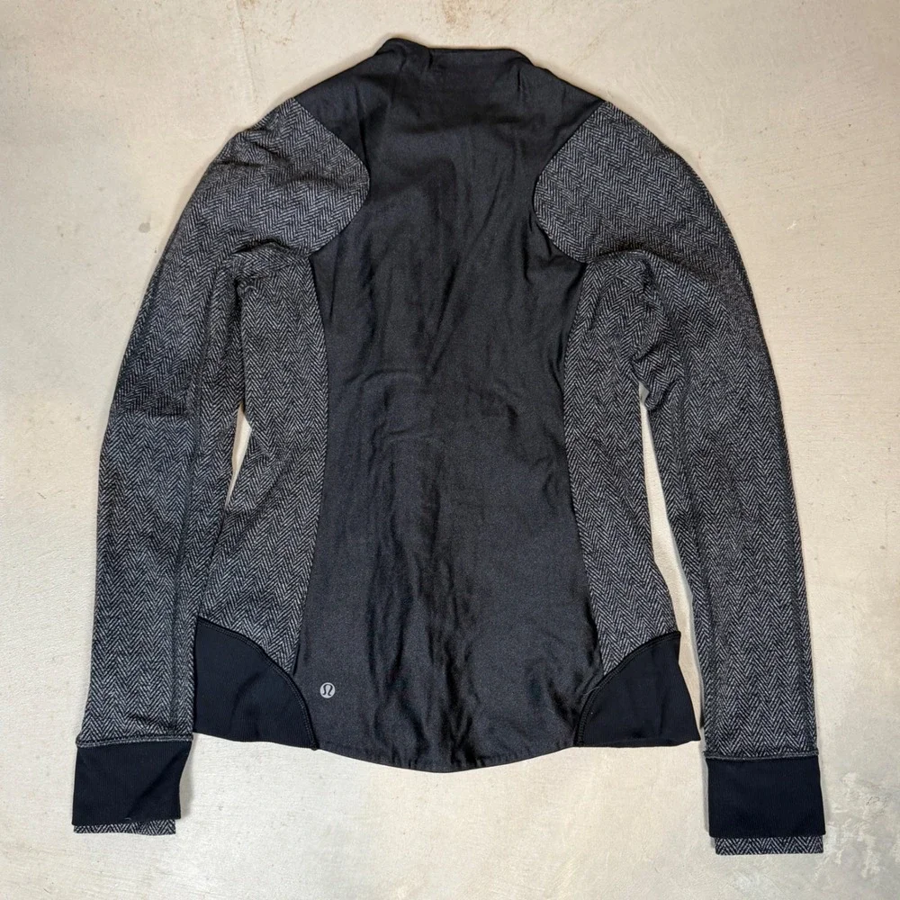 Lululemon Womens emerge renewed Herringbone Athletic Jacket Black Grey Sz 6